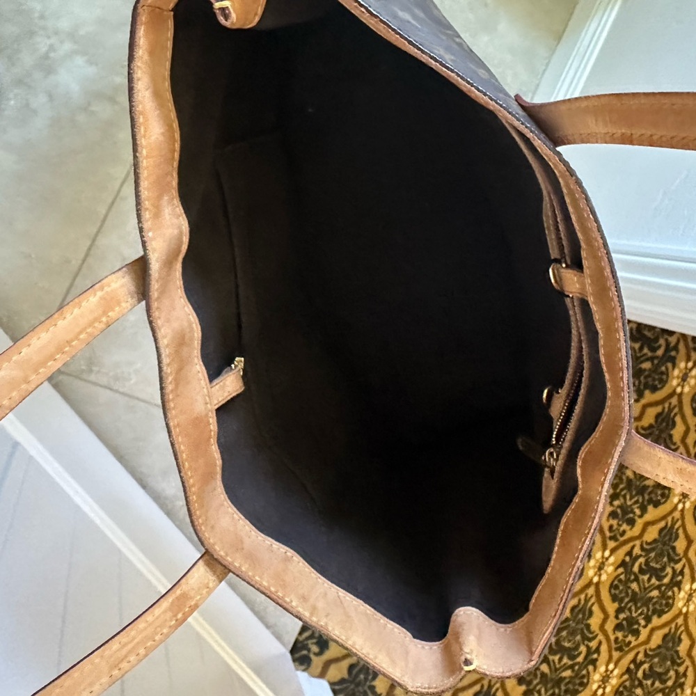 Louis Vuitton Wilshire Tote - Picture 5 of 14